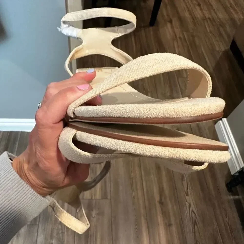 Dream Pairs Nude Suede 9.5 Open Toe Heels